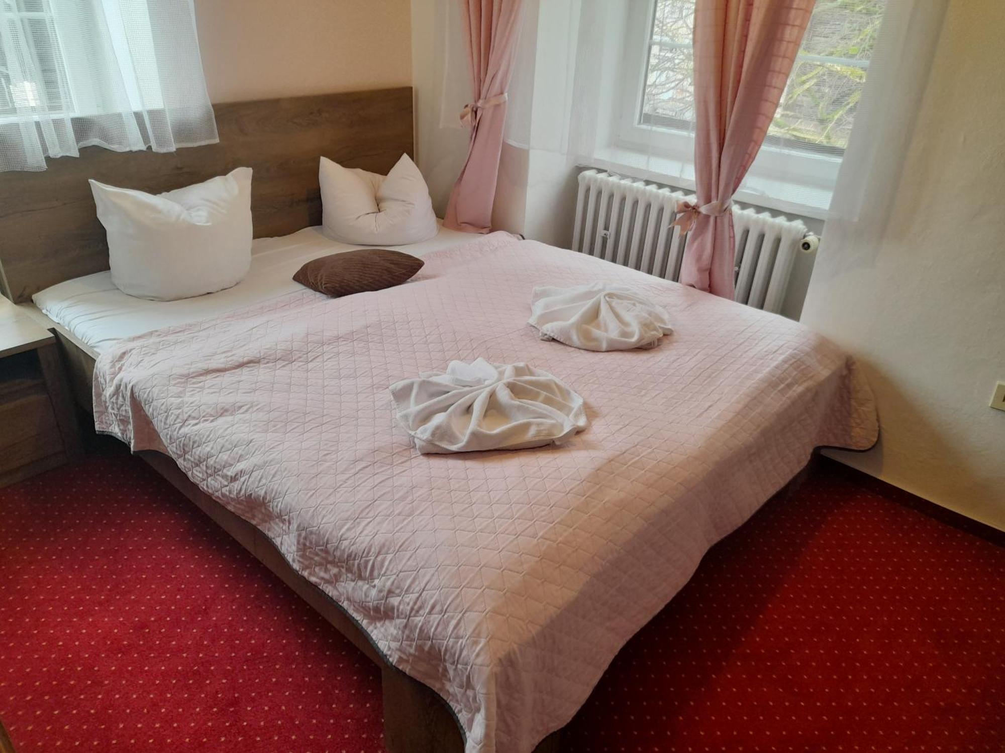 Hotel Dzban Karlova Studanka Luaran gambar