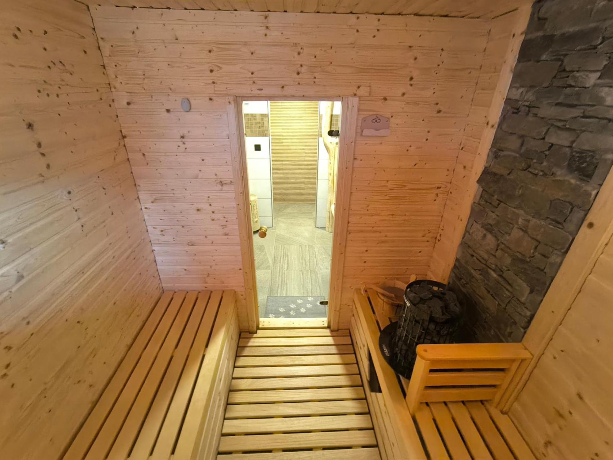 Hotel Dzban Karlova Studanka Luaran gambar